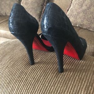Charles Jourdan High Heels